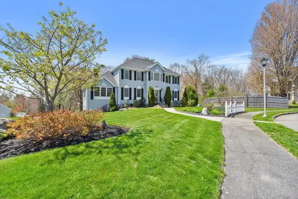 16 Alan Rd, Hudson, MA 01749