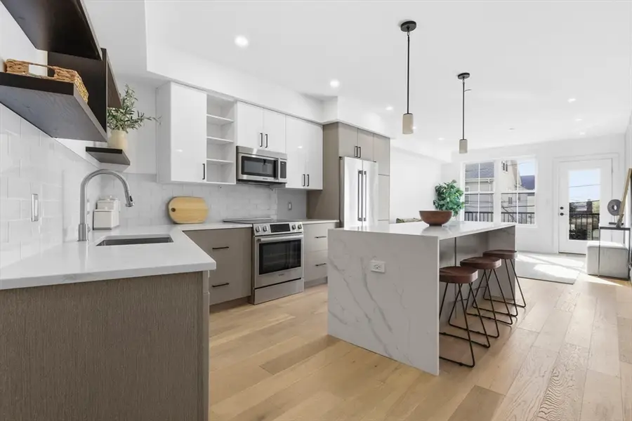 230 Washington St #1, Boston, MA 02135 - #2