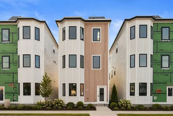 30 Swan Ave #PH1, Boston, MA 02128