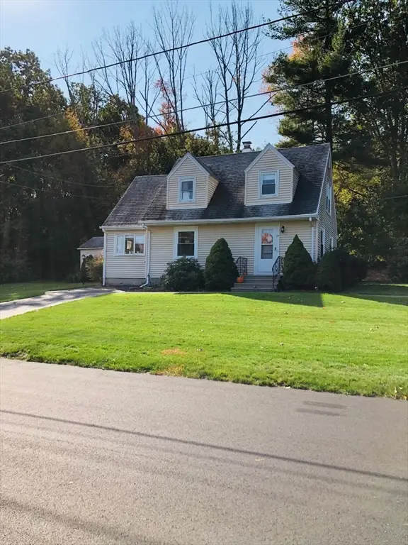 14 Elmwood Dr, Northborough, MA 01532 - #1