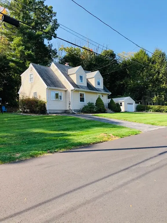 14 Elmwood Dr, Northborough, MA 01532 - #2