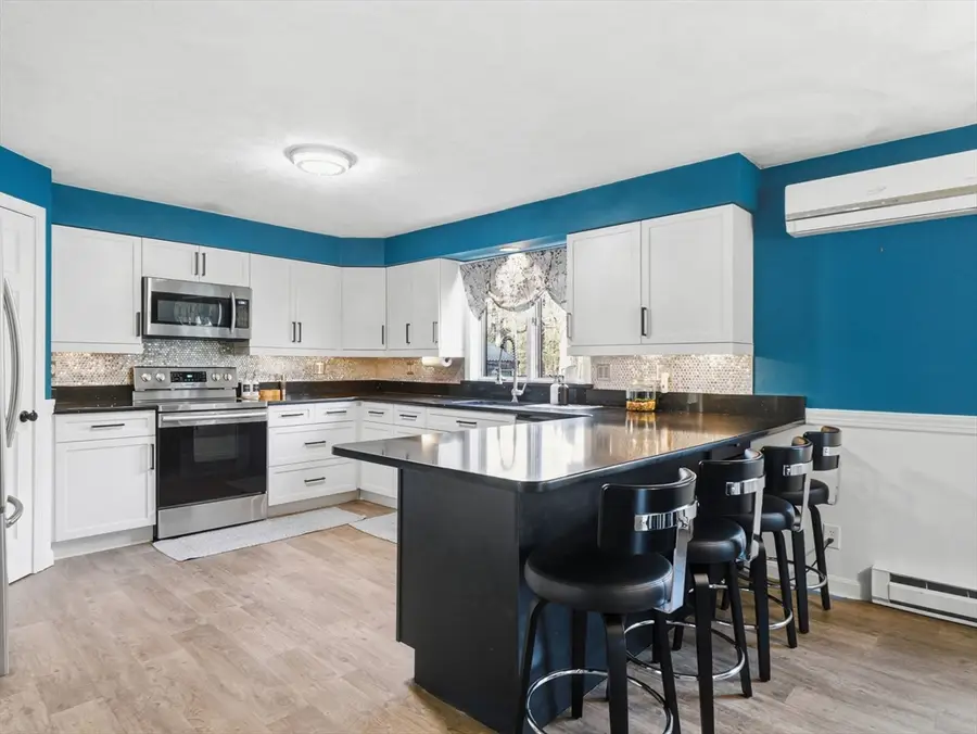 9 Piedmont St, Middleton, MA 01949 - #2