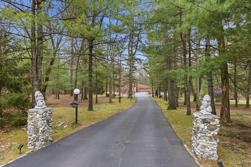 89 Walker St, Seekonk, MA 02771 - #1