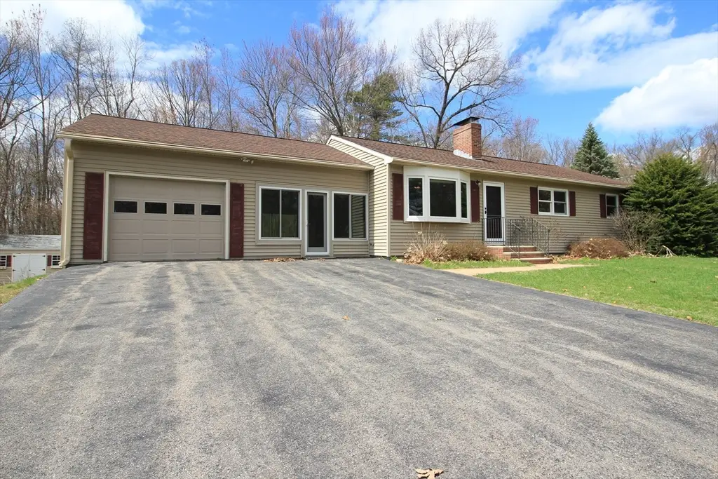 199 Ridgewood Dr, Leominster, MA 01453 - #1