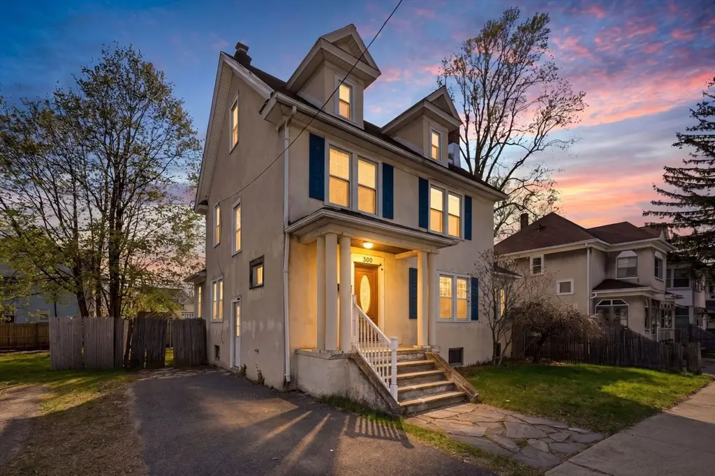 500 Newbury St, Springfield, MA 01104 - #1