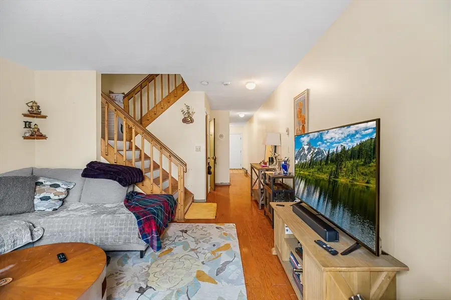 60 Bradley St #60, Somerville, MA 02145 - #3