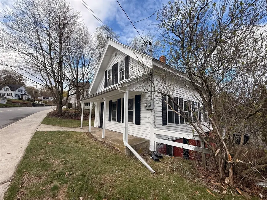 25 Pleasant St, Athol, MA 01331 - #3