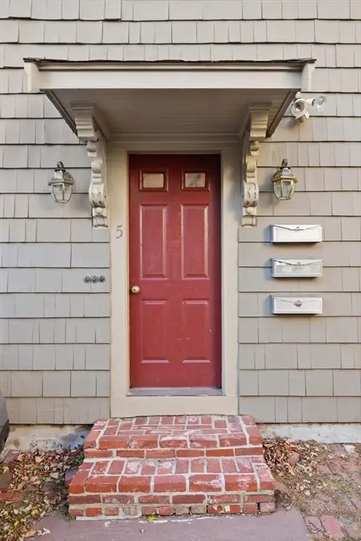5 Herbert St, Salem, MA 01970 - #2