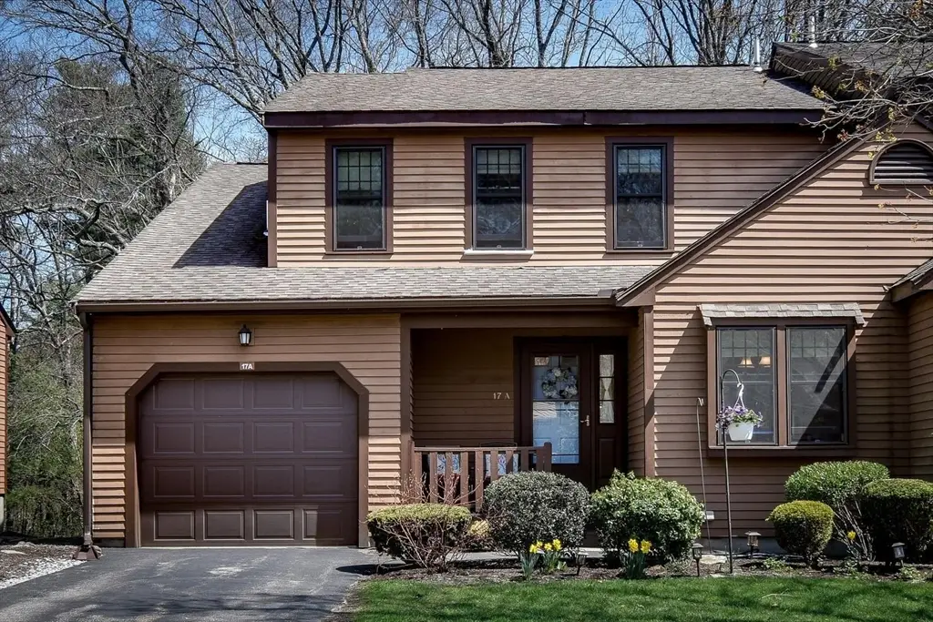 17 Hawthorne Village #A, Franklin, MA 02038 - #1