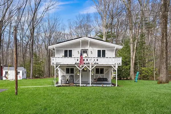 503 Hilltop Rd, Lancaster, MA 01523