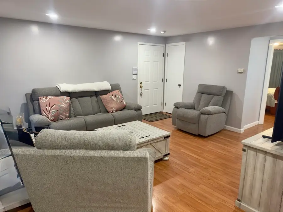 1400 Skyline Dr #3, Lowell, MA 01854 - #3