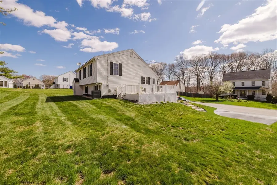 86 Cranesbill Rd, Taunton, MA 02780 - #2