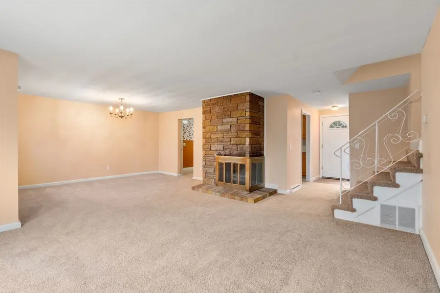 18 Royce Rd, Framingham, MA 01701 - #2