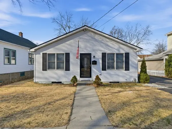 222 Edendale St, Springfield, MA 01104