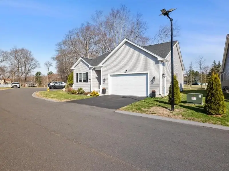 20 Country Club Blvd #20, Dudley, MA 01571 - #3