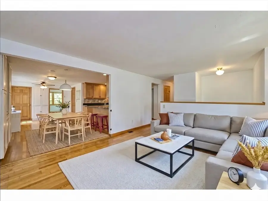 29 Keith Terrace, Stoughton, MA 02072 - #2