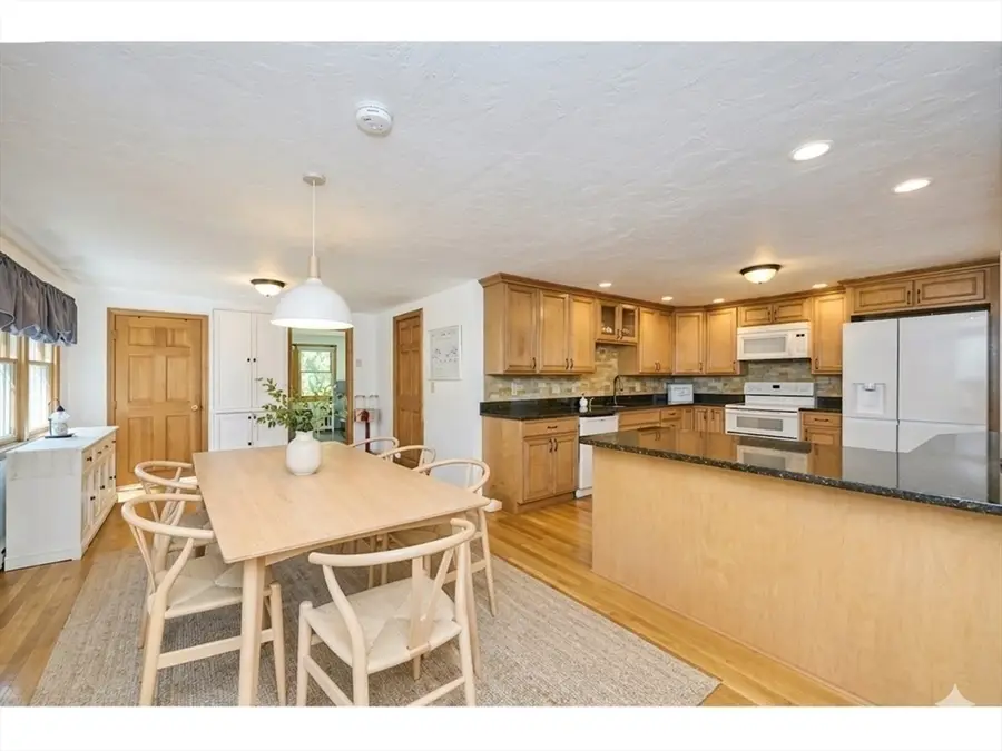 29 Keith Terrace, Stoughton, MA 02072 - #3