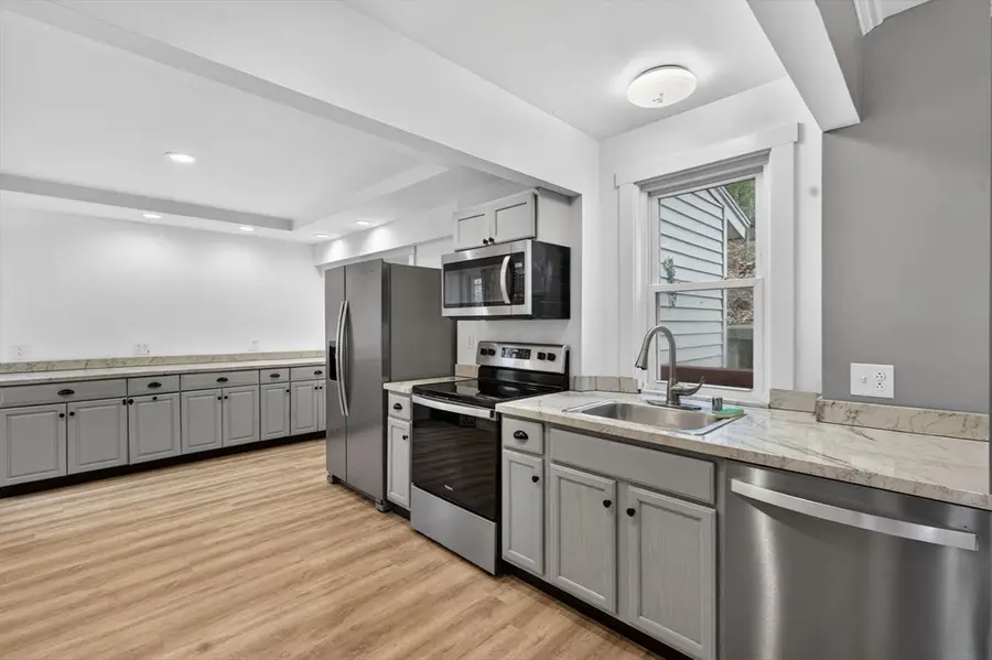 279 S Main St, Athol, MA 01331 - #3