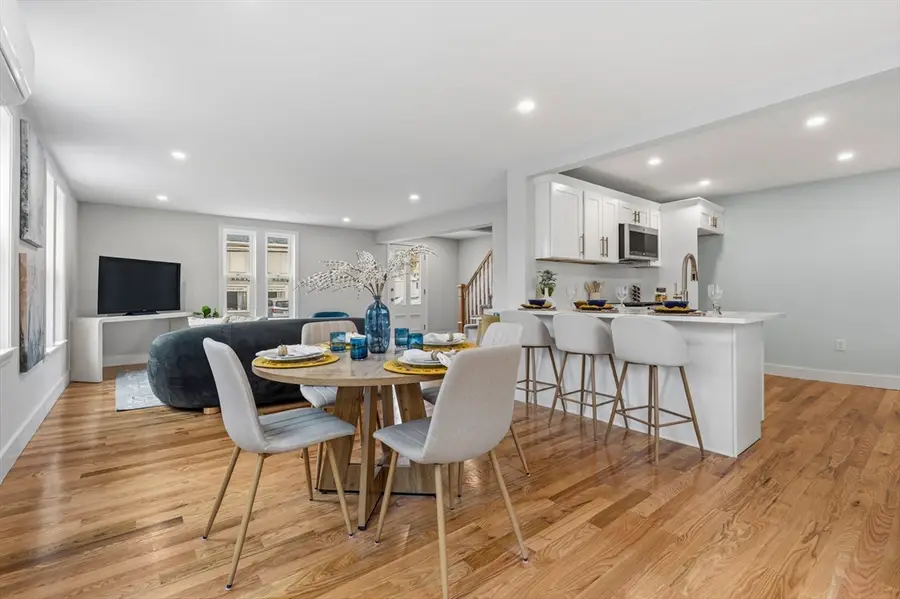 8 Hammatt St #2, Ipswich, MA 01938 - #3