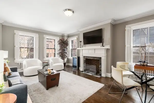 50 Commonwealth Avenue #404, Boston, MA 02116