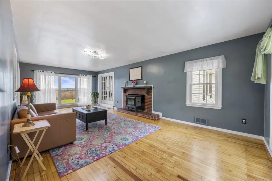 37 Goodnow Rd, Princeton, MA 01541 - #3