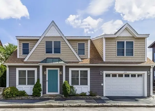 135 Lake Ave, Worcester, MA 01604 - #1