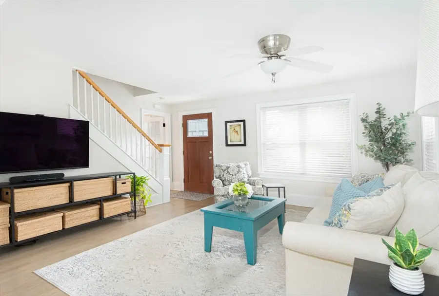 135 Lake Ave, Worcester, MA 01604 - #3