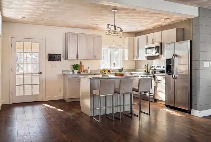 132 Dolphin Ave, Revere, MA 02151 - #2