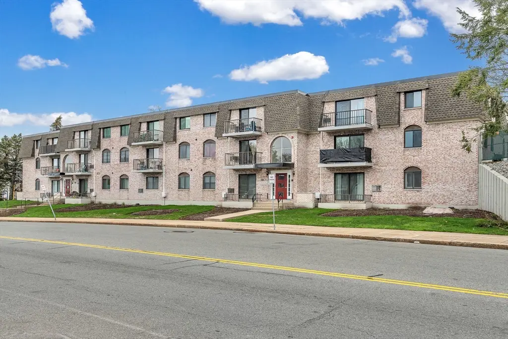 40 High St #205, Dedham, MA 02026 - #1