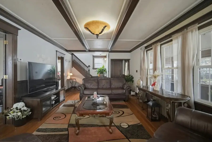 32 Burton St, Springfield, MA 01108 - #2