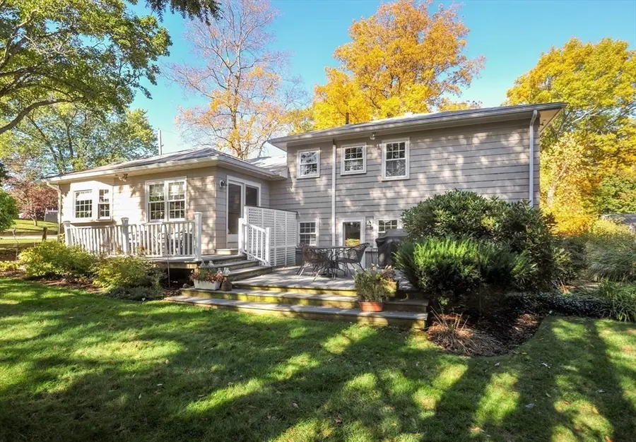 12 Oak Ridge Cir, Weymouth, MA 02188 - #2