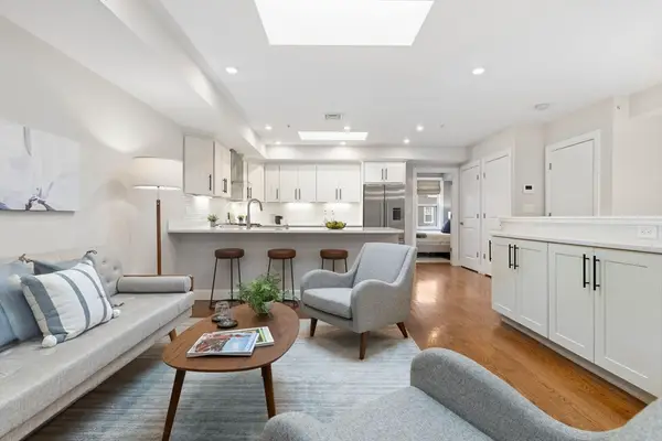 274 Sumner St #3, Boston, MA 02128