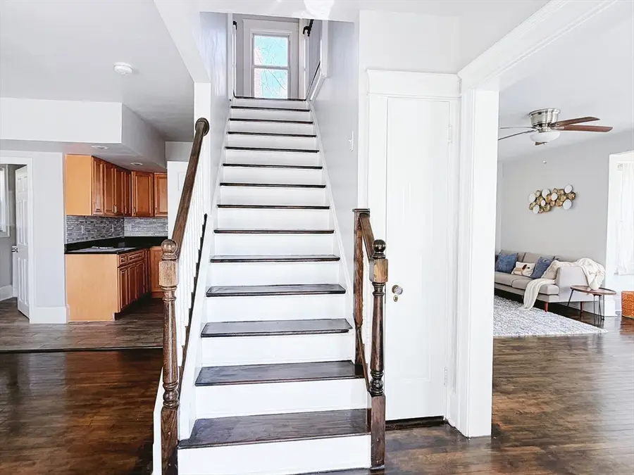 4 Longfellow Rd, Worcester, MA 01602 - #3