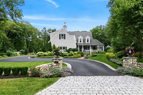 6 Courtney Dr, Newbury, MA 01922