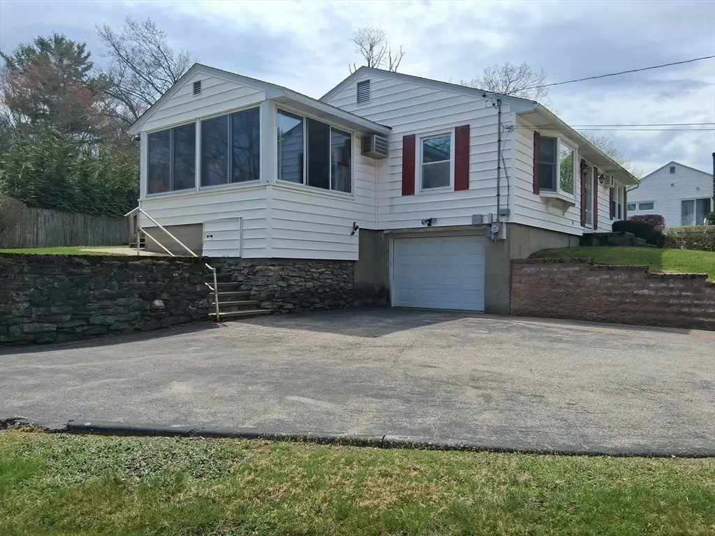 4 Ayrshire Rd, Worcester, MA 01604 - #1