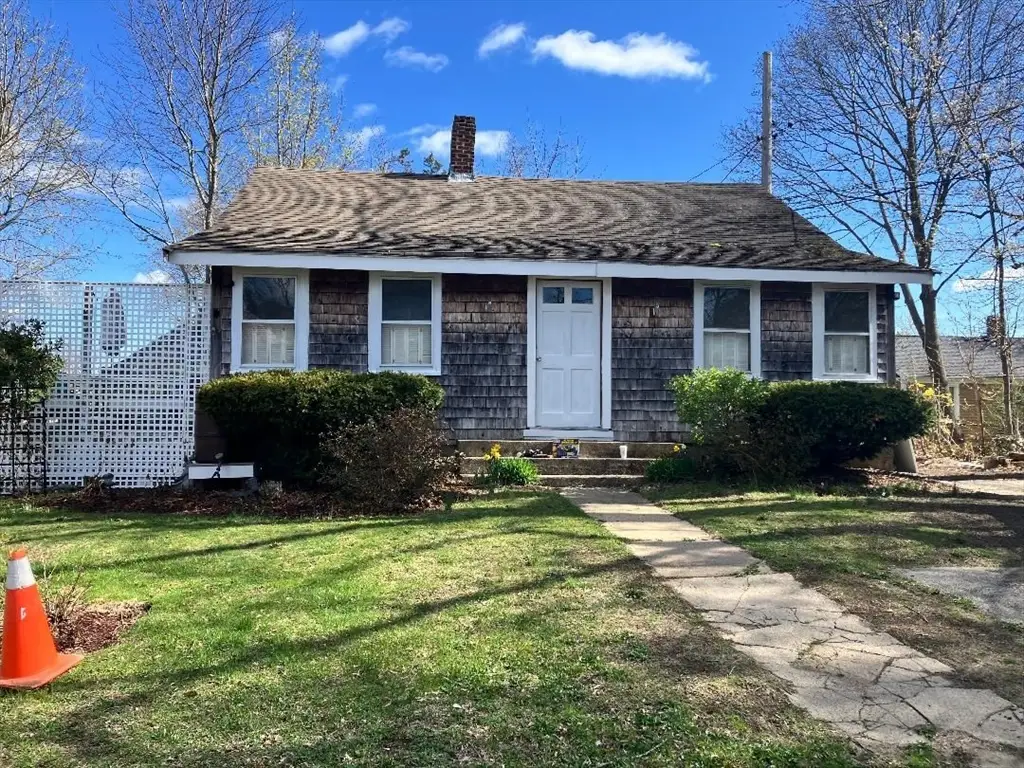 105R Main St, Kingston, MA 02364 - #1