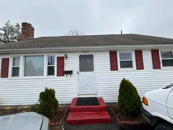 11 Othello St, Brockton, MA 02301