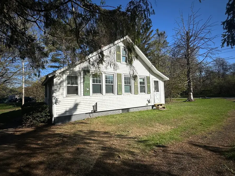 150 Ferry St, South Hadley, MA 01075 - #3