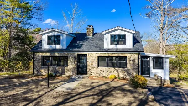 28 Indian Neck Rd, Wareham, MA 02571