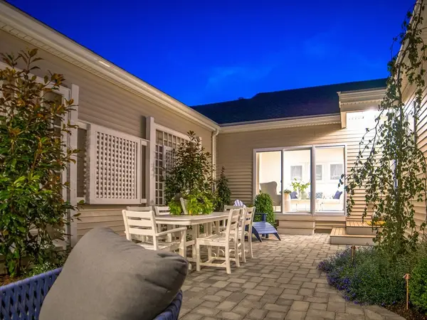 44 Outlook East #44, Plymouth, MA 02360