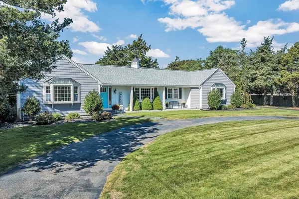 229 S Sea Ave, Yarmouth, MA 02673