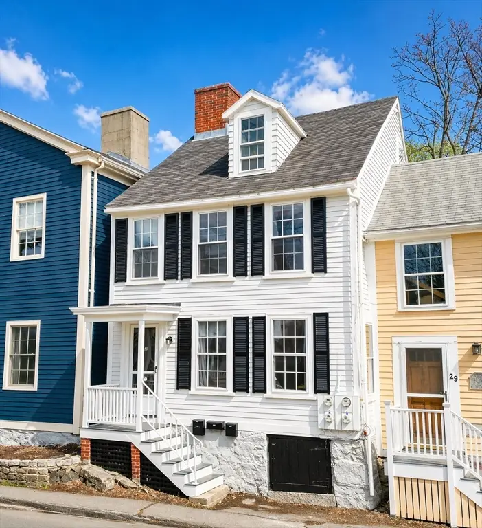 31 Mugford St, Marblehead, MA 01945 - #2