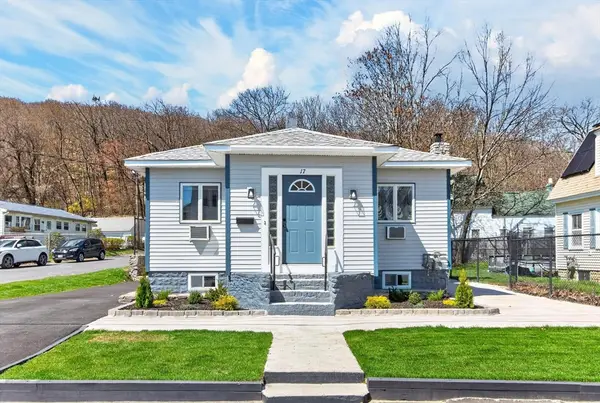 17 Hazel St, Fitchburg, MA 01420