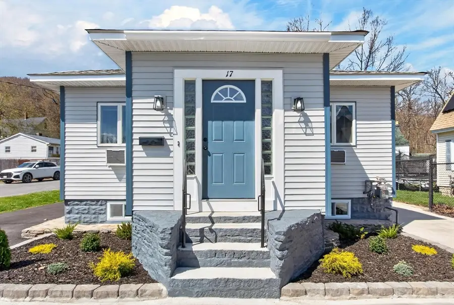 17 Hazel St, Fitchburg, MA 01420 - #2