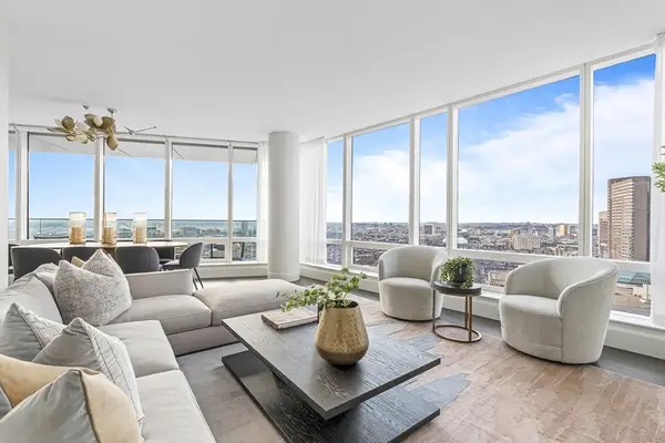 430 Stuart St #31A, Boston, MA 02116