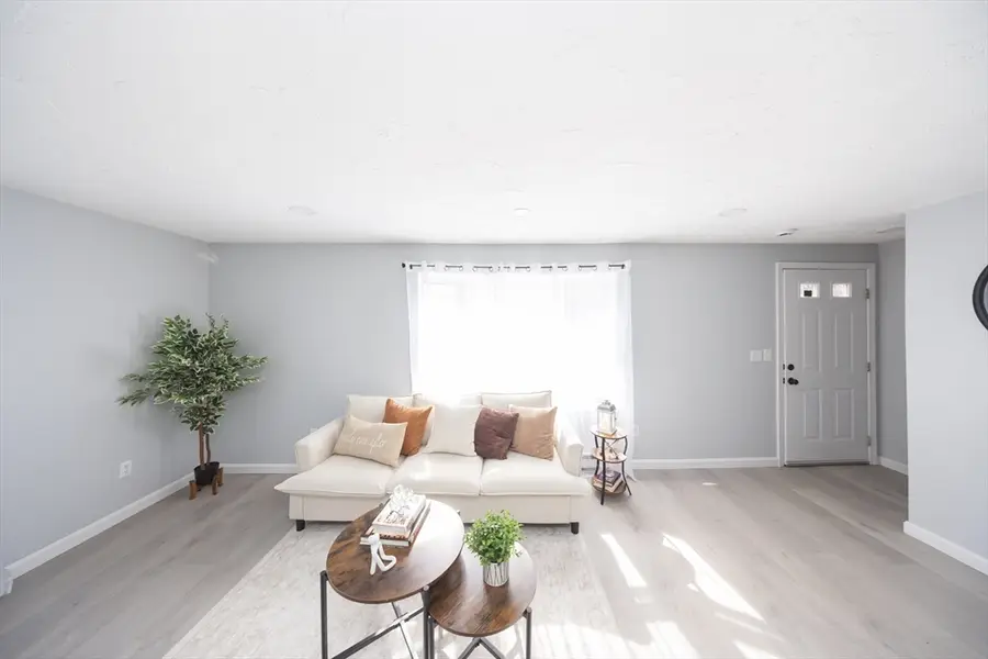 128 Wildwood Ave, Worcester, MA 01603 - #3