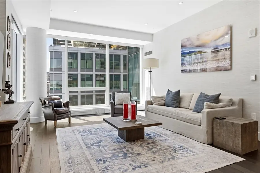 22 Liberty #6G, Boston, MA 02210 - #3