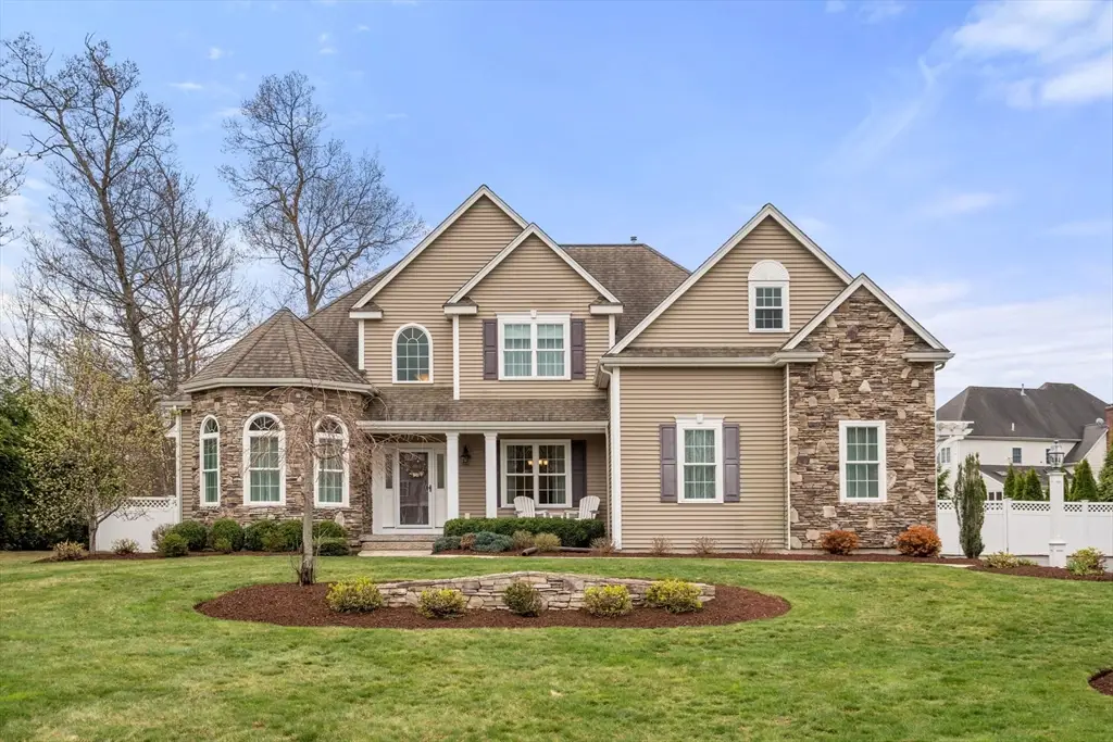 31 Chickadee Way, North Attleboro, MA 02760 - #1