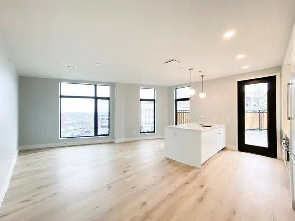 191 Washington St #301, Boston, MA 02135