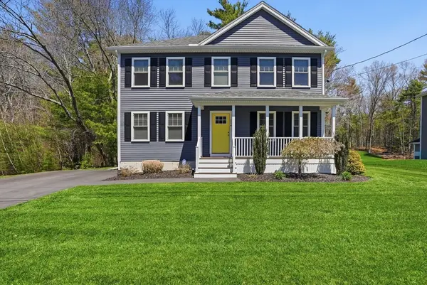 114 Run Brook Circle, Taunton, MA 02780